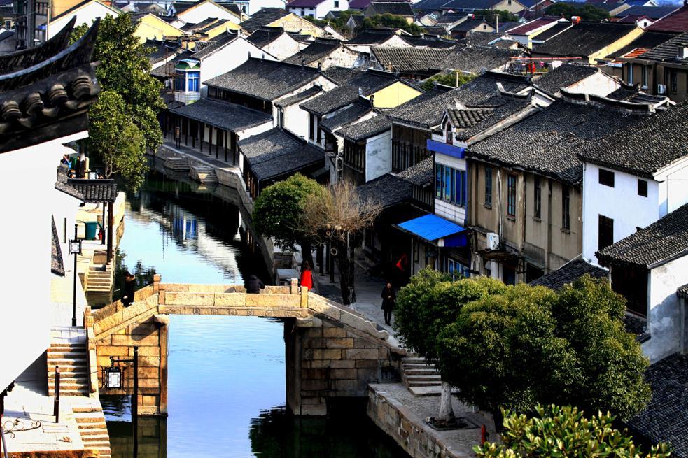 天龙后传：梦姑生有五子，五子皆为乔峰之后，乔峰是其大恩人